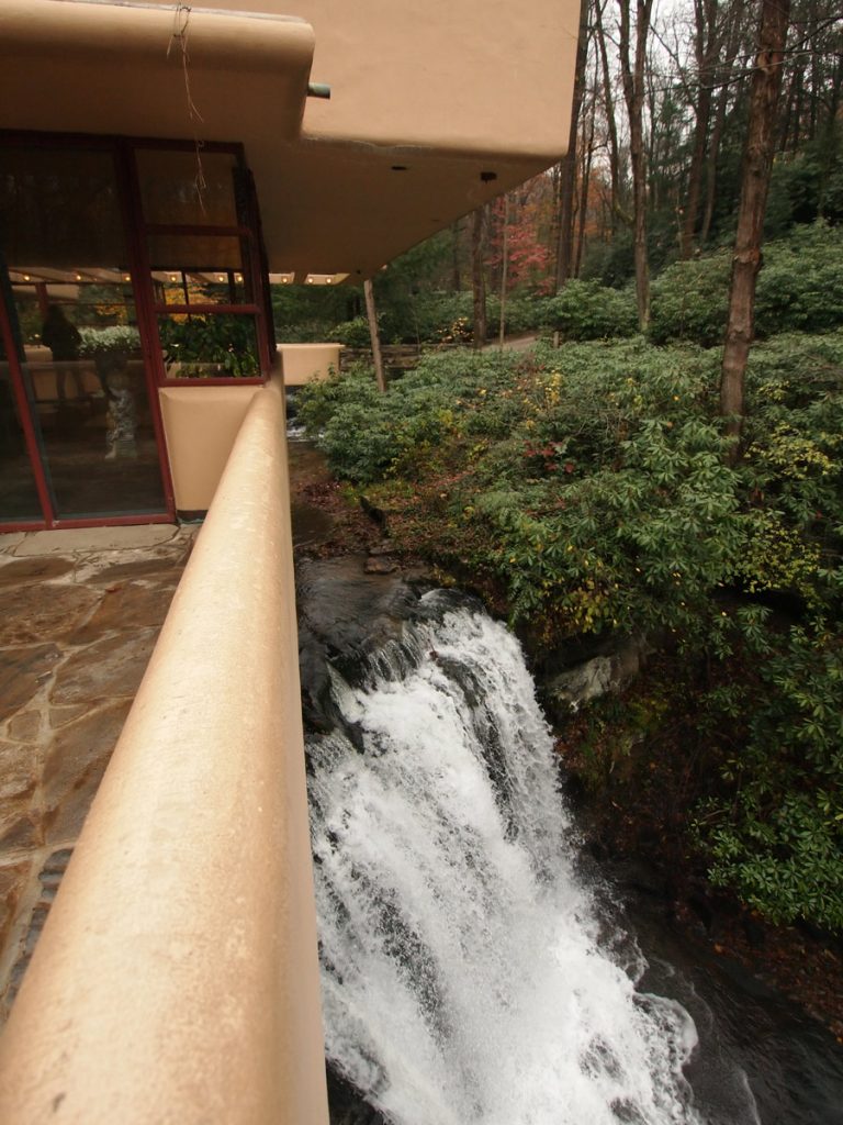 Fallingwater – Frank Lloyd Wright_28