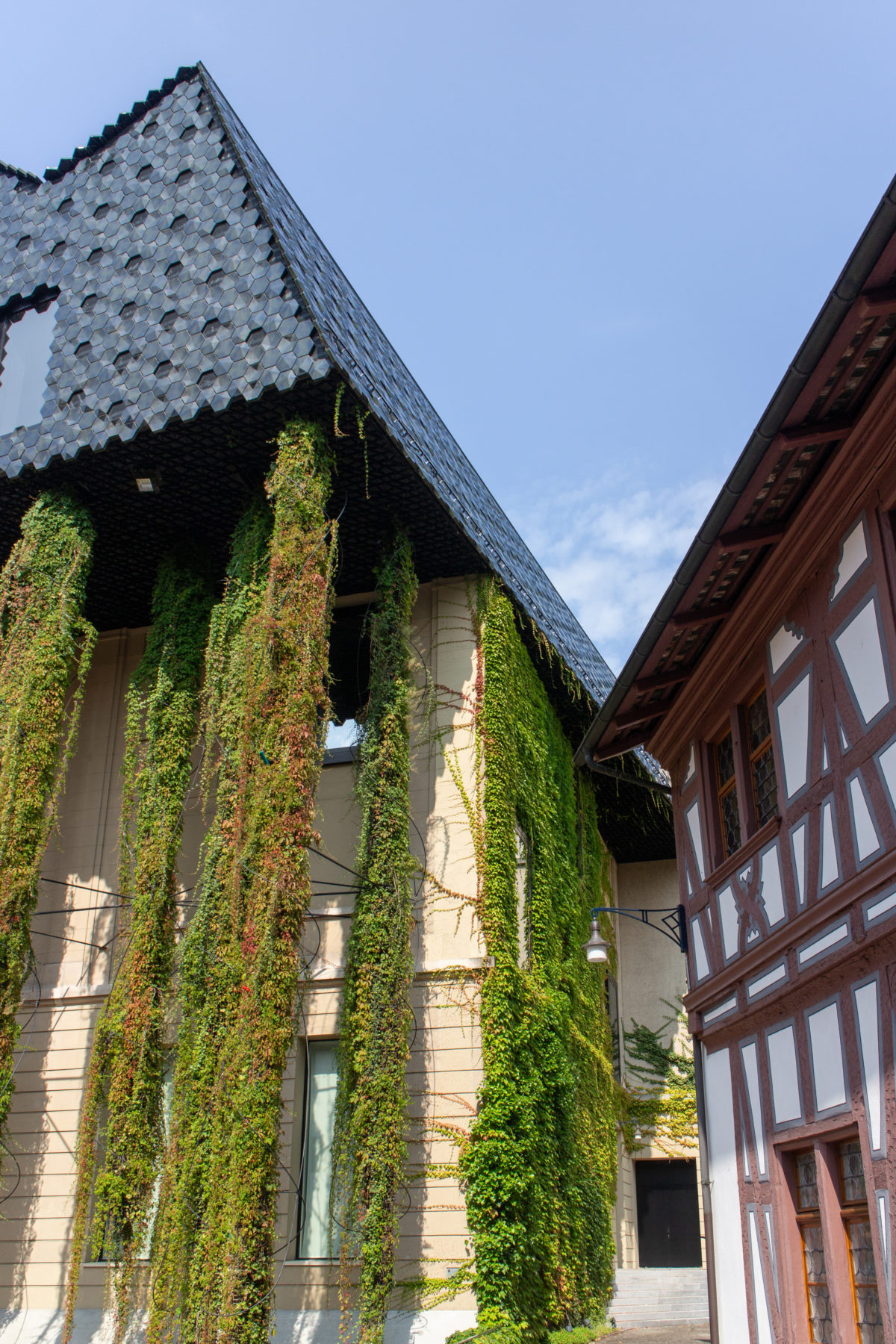Museum-der-Kulturen_Herzong-Demeuron_WikiArquitectura_03