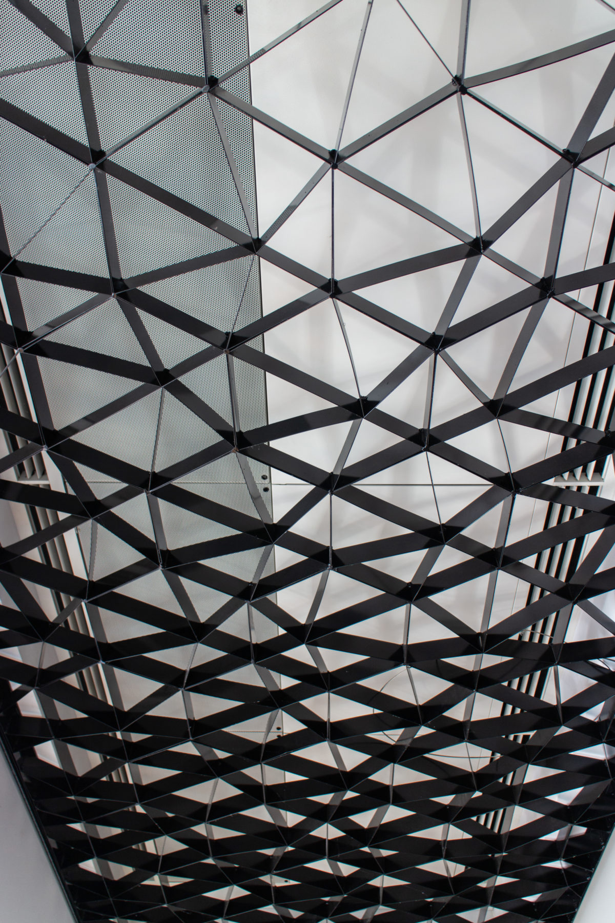 Museum-der-Kulturen_Herzong-Demeuron_WikiArquitectura_32