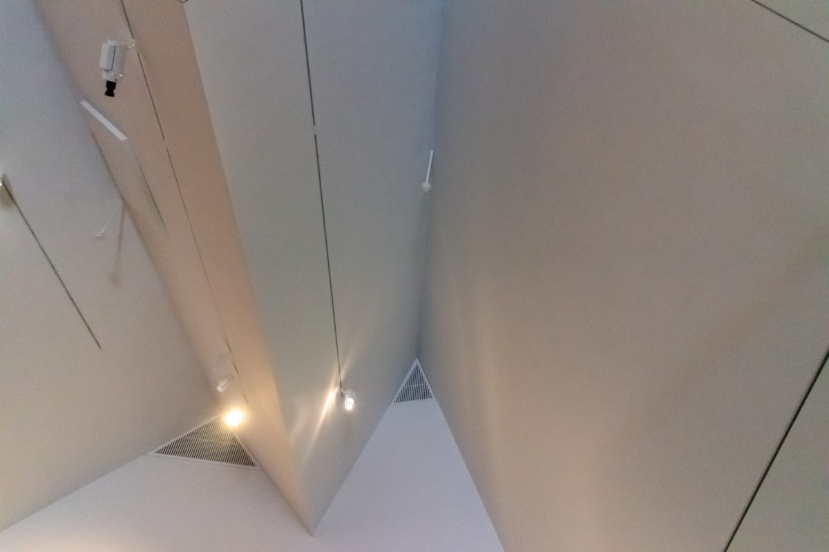 Museum-der-Kulturen_Herzong-Demeuron_WikiArquitectura_58