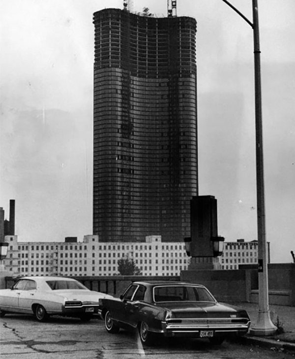 Lake Point Tower – Chicago_03